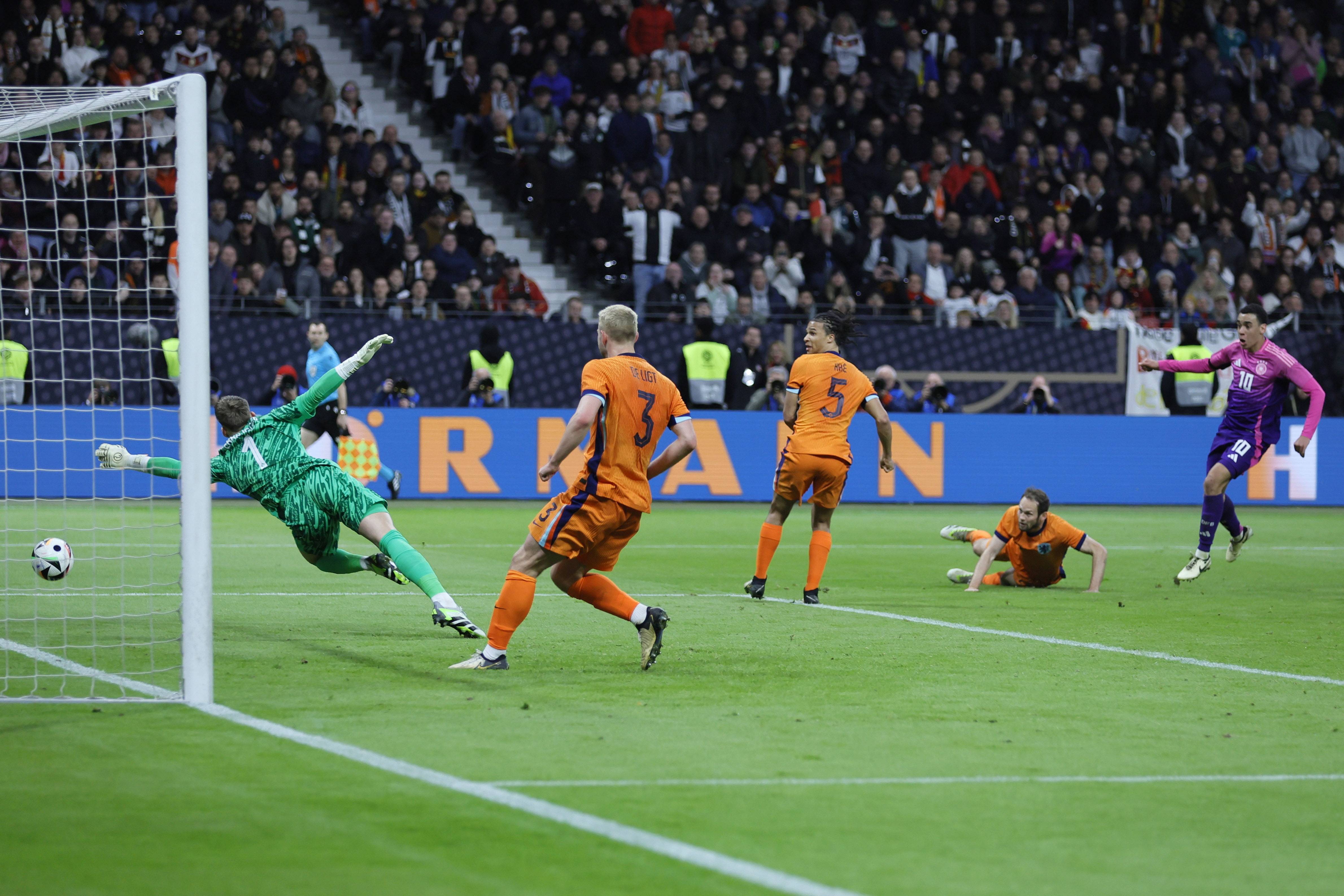 和阿爾佩倫 和阿爾佩倫