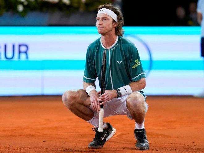 他提出应用 他提出应用